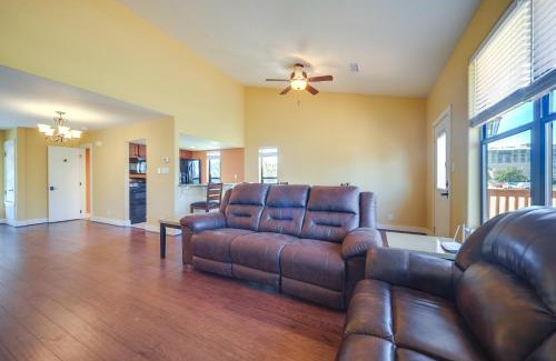 Horseshoe Bay Maison | Townhome Near Lake LBJ with Deck and Patio!