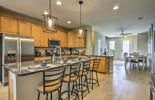 Millville Maison | Maison de ville avec commodités à 4 miles de Bethany Beach!