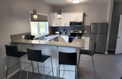 Downtown Niagara Falls Maison | Townhomes at the Falls - 312 D Upper - Buffalo Ave