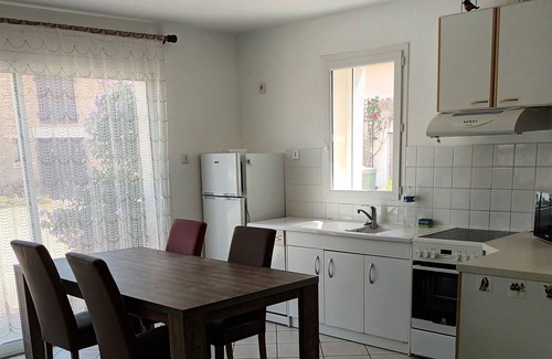 Saint-Cyr Appartement | Townhouse in the countryside between Tournus Beaune Cluny