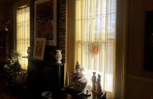 Auburn Maison | Townhouse in the Heart of History Soaked Upstate NY Town.