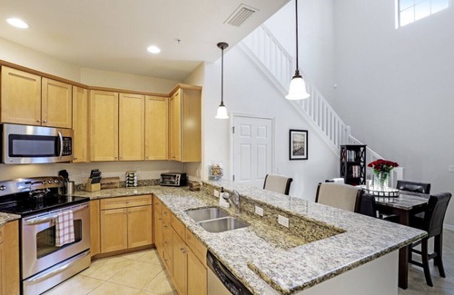 Naples Maison | Townhouse -- Newly Renovated in 2022!