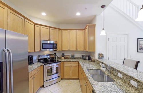 Naples Maison | Townhouse -- Newly Renovated in 2022!