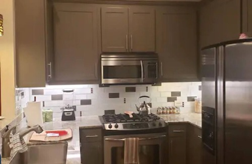 Park Central Maison | Townhouse private floor in million dollar neighborhood