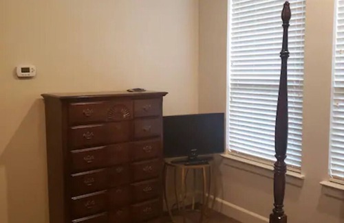 Park Central Maison | Townhouse private floor in million dollar neighborhood