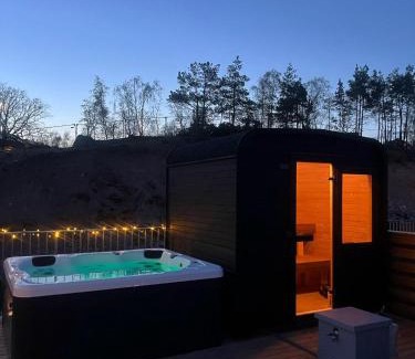 Alta Maison | Townhouse with Jacuzzi