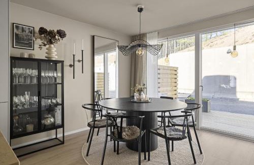 Alta Maison | Townhouse with Jacuzzi