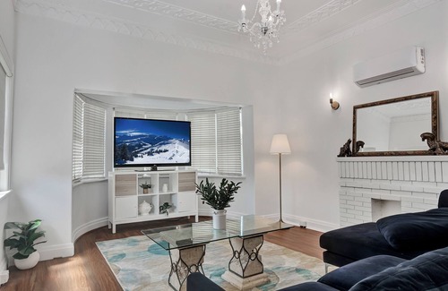 Ashgrove Maison | TP Ashgrove House - House A