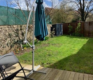 Scey-sur-Saone-et-Saint-Albin Appartement | Très bel appartement avec jardin et Jacuzzi