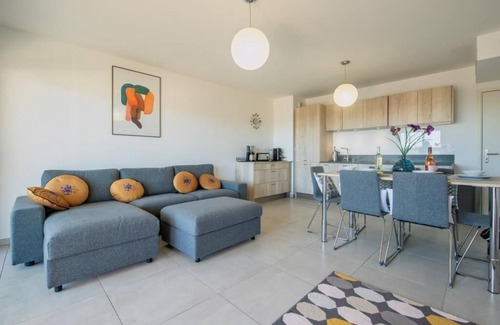 Saint Antoine Appartement | Très bel appartement 2 chambres avec accès direct à la piscine
