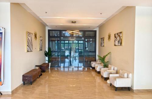 Shah Alam Appartement | TR12 tulip elmina 5pax Big cinema movie 1 free parking
