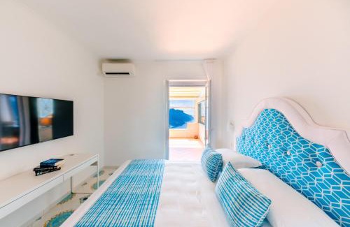 Ravello Appartement | Tra Cielo E Mare - Sea View Apartment - PRIVATE PARKING
