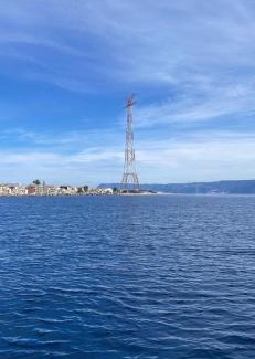 Torre di Faro Appartement | Tra mare e lago