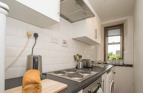 Hamilton Appartement | One Bedroom Apartment by Klass Living Hamilton-West Apartment w/ WiFi & Parking