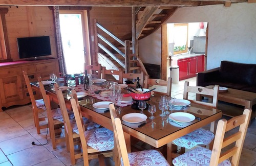 Hauteluce Chalet De Ski | Chalet traditionnel grand confort 4 étoiles avec SPA et départ skis aux pieds