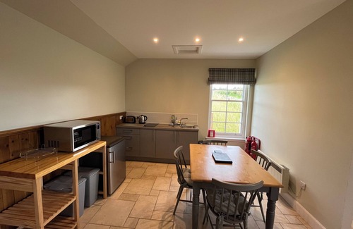 Murthly Cottage | Traditional Bothy Accommodation