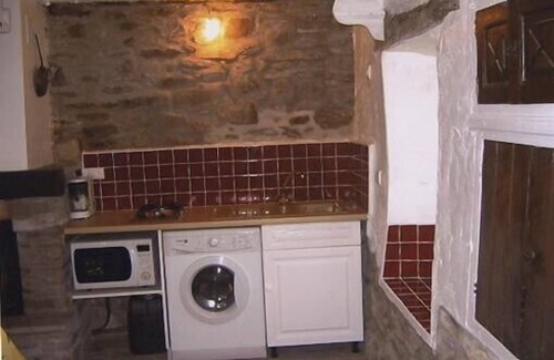 Riols Cottage | A Riols maison restaurée dans un hameau pitoresque du Haut languedoc