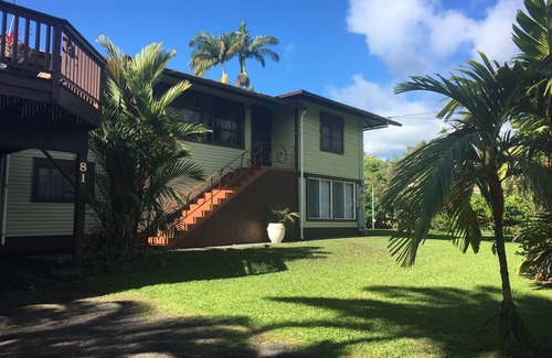 Hilo Maison | Maison traditionnelle dans le district de Waterfall - Maintenant à énergie solaire!