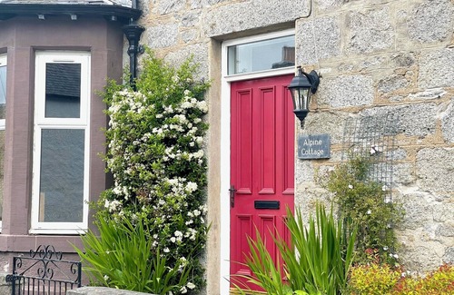 Blairgowrie Maison | Traditional Highland Stone home