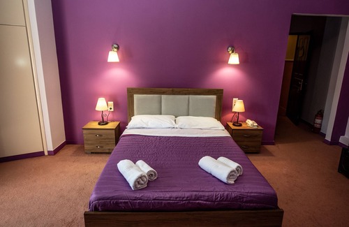 Zarouhla Hôtel | Hôtel traditionnel Stis Elenas