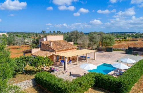 Sineu Maison | Traditional house Casa Binitaref with pool in Sineu