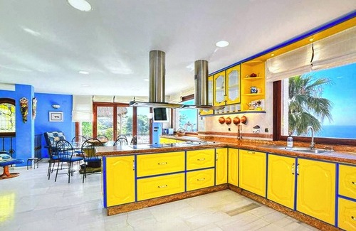 Salobrena Cabine | Traditional house with beautiful ocean view