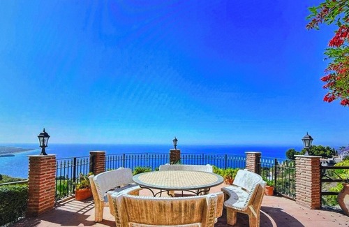 Salobrena Cabine | Traditional house with beautiful ocean view