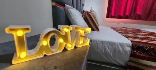 Errachidia Appartement | Traditional place with a Special Moroccan touch I Fibre Internet Up to 100 Mbps I PALMS Residence