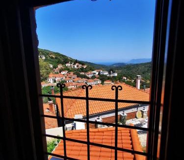 Kali Vrysi Maison | Traditional stone guesthouse
