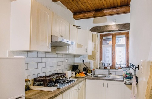 Latziana Autre | Traditional Stone House close to Beach and Chania city