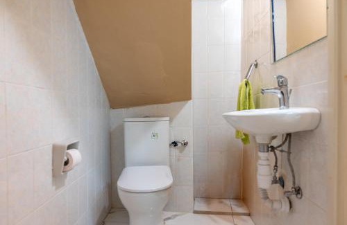 Vouni Maison | Traditional Stone House in Vouni, Quiet Stay with Courtyard & BBQ