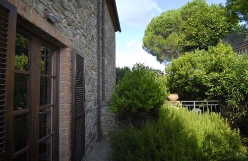 Caldana Maison | Maison en pierre compl. meublées dans un village romantique (mer)