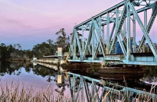 Milton Maison | Train house in downtown Milton, Florida