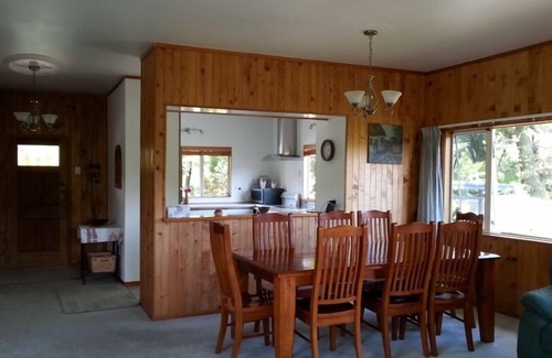 Coromandel Maison | Tramway Cottage - charmant bach dans un cadre magnifique