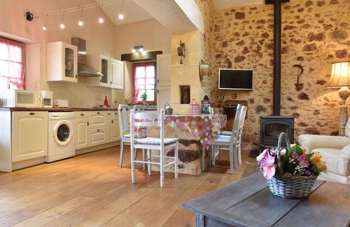 Montferrand-du-Perigord Maison | Escapade tranquille en Dordogne