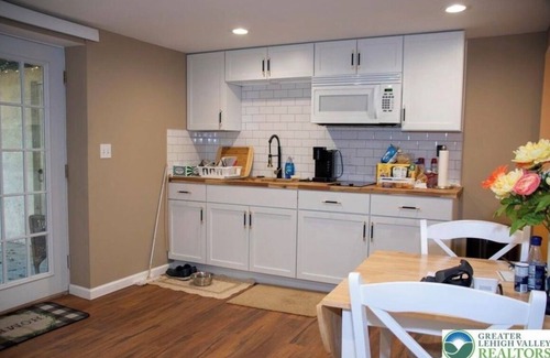 Bowers Appartement | Tranquil 1-bedroom apartment in Mertztown