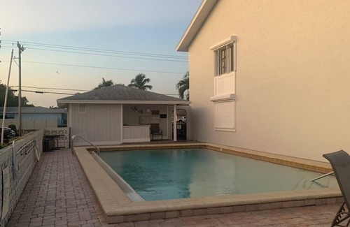 Caloosahatchee Copropriété | Tranquil 2-bedroom 2-bath condo in Cape Coral with AC, WiFi