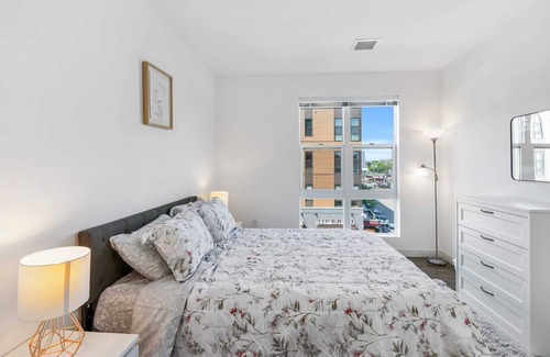 Thompson Square - Bunker Hill Appartement | Tranquil 2 BR 2BA apartment with stunning views