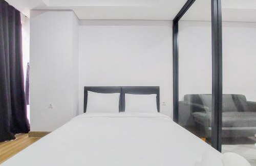 Pinang Appartement | Tranquil and Comfort Living 1BR The Smith Alam Sutera Apartment By Travelio