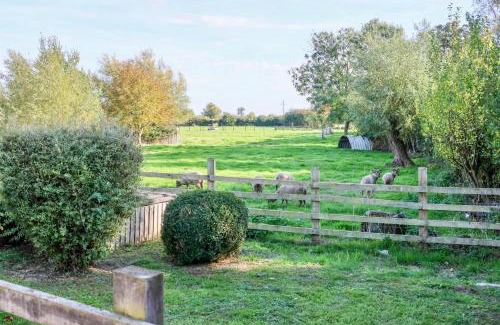 Northmoor Green Maison | Tranquil and cosy cottage on the Somerset Levels