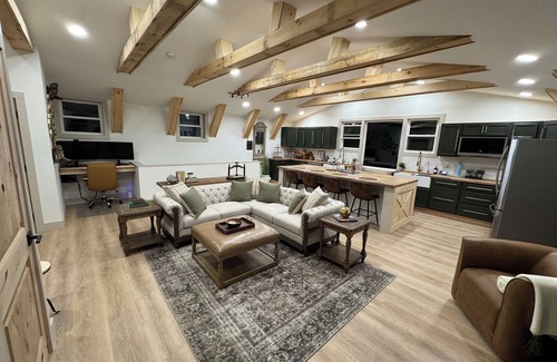 Painted Post Maison | Tranquil Barn Retreat in Painted Post, New York