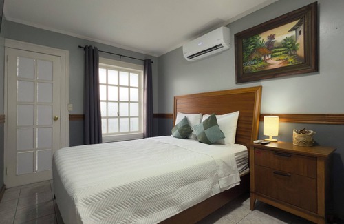 Agonia Lit Et Petit-Déjeuner | Tranquil bed & breakfast with AC in Alajuela. Near International Airport, 15 min