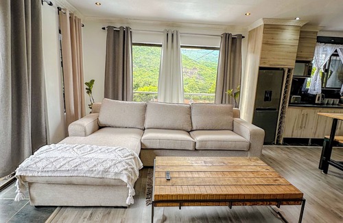 Modjadjiskloof Maison | Tranquil building with WiFi in Tzaneen