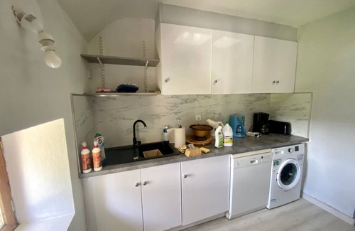 Moulins-le-Carbonnel Cottage | Gîte écologique de charme avec grand jardin, proche des Alpes Mancelles, idéal famille et amis