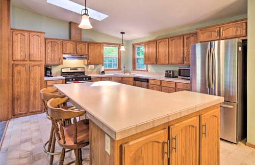 Birchwood Cabine | Tranquil Cabin Getaway Near Red Cedar Lake!