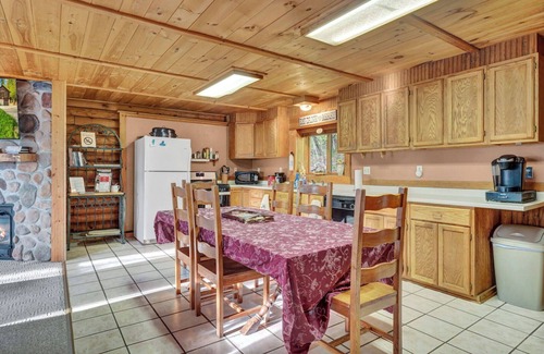 Lime Lake-Machias Cabine | Tranquil cabin in charming Machias close to Ski Resorts