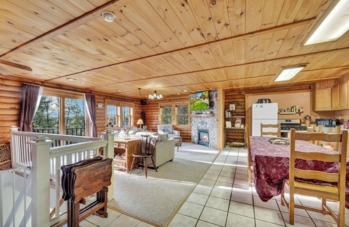 Lime Lake-Machias Cabine | Tranquil cabin in charming Machias close to Ski Resorts
