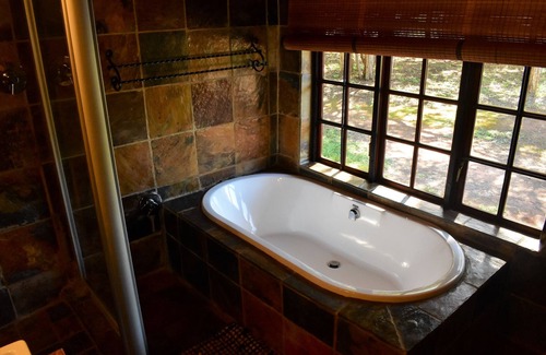 Gravelotte Cabine | Tranquil Chalets in Game Reserve (70km from Kruger National Park)