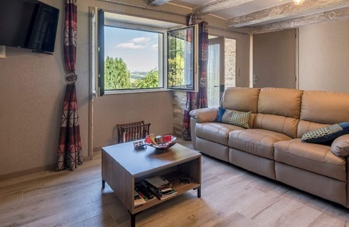 Sansac-Veinazes Cottage | GITE DANS LE SUD DU CANTAL PROCHE de la VALLÉE DU LOT