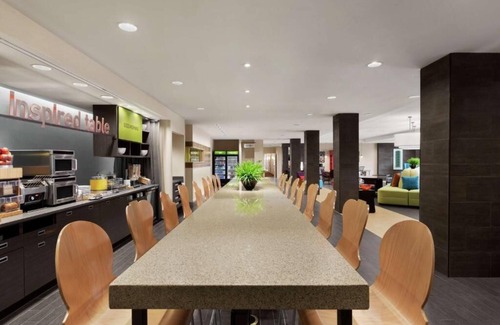 Pooler Hôtel | Tranquil Escape! Kitchen, Outdoor Pool, Free Breakfast and Parking, Pets Allowed